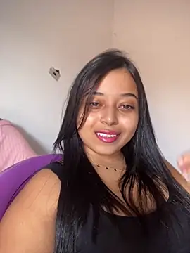 Emmily hott online show from June 2026 11:24:02 AM