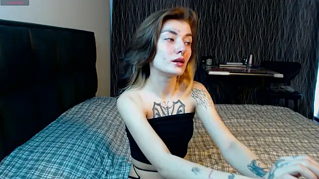 Snapshot of MilaMyst chatting on March 2026 07:54:02 AM MilaMyst online show from March 2026 07:54:02 AM