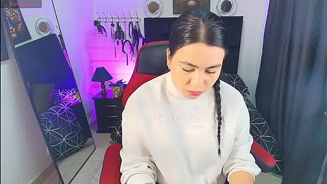 Liu wen  online show from March 2026 12:54:02 PM