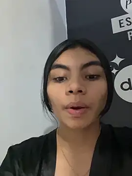 eimmy  skinny online show from May 2026 12:51:02 AM