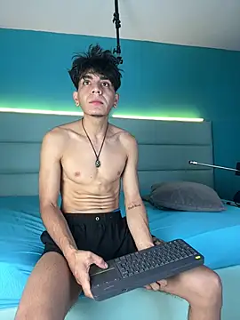 abrilandjulian online show from February 2026 11:44:02 AM