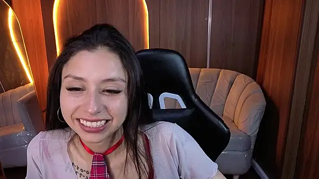 Snapshot of Hadda_crazy_b chatting on February 2026 03:13:02 AM Hadda crazy b online show from February 2026 03:13:02 AM