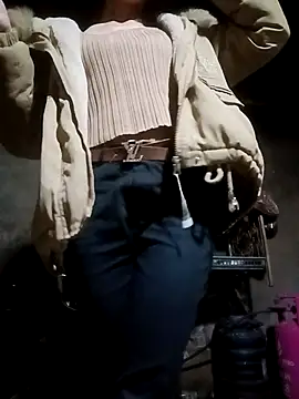 Snapshot of sunae-sex chatting on March 2026 04:29:01 AM sunae-sex online show from March 2026 04:29:01 AM