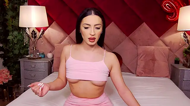 Snapshot of VictoriaLanes chatting on February 2026 05:48:02 AM VictoriaLanes online show from February 2026 05:48:02 AM