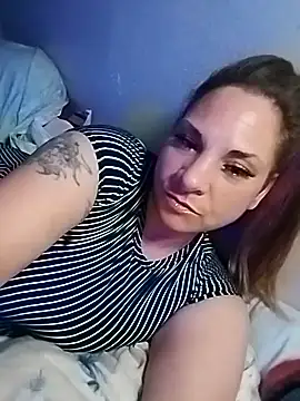 Snapshot of BrattyGirl2424 chatting on August 2026 04:38:02 PM BrattyGirl2424 online show from August 2026 04:38:02 PM