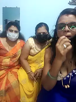 Snapshot of Kannadasexywifes chatting on April 2026 05:46:01 AM Kannadasexywifes online show from April 2026 05:46:01 AM