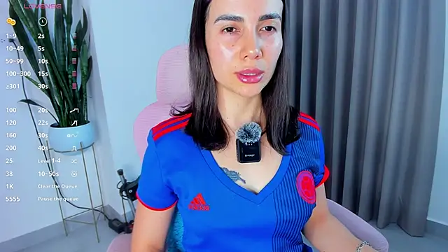 sara ospina22 online show from June 2026 09:35:01 PM