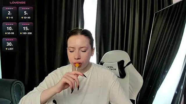 StellaBev online show from April 2026 08:58:02 PM