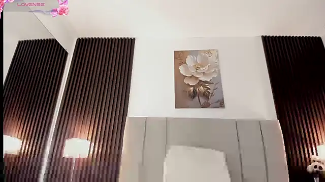  MiLa Dyva online show from March 2026 04:35:02 PM