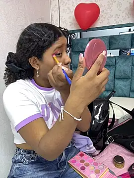 Snapshot of canelaa_sweet5 chatting on March 2026 01:45:02 AM canelaa sweet5 online show from March 2026 01:45:02 AM