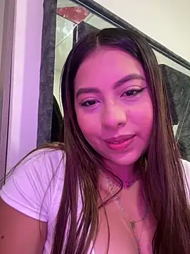 Emiily joee  online show from July 2026 03:33:01 AM