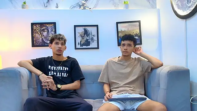 YOUNG BOYS HELL online show from April 2026 01:25:01 AM