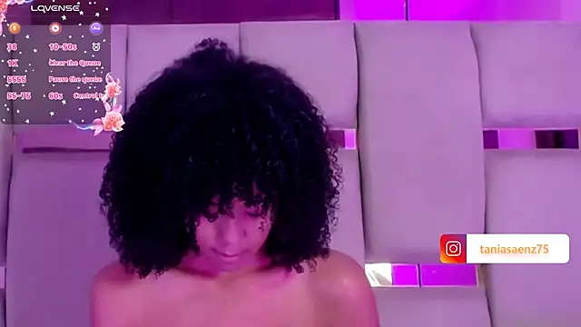 Snapshot of Tania_Saen chatting on February 2026 06:53:02 PM Tania Saen online show from February 2026 06:53:02 PM