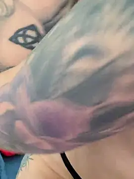 Natt honey online show from April 2026 02:18:02 PM