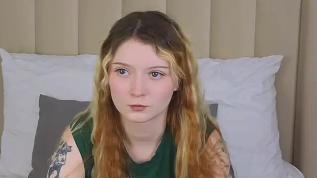 AlyssFrost online show from June 2026 02:54:02 AM