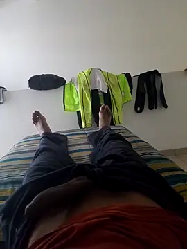 Snapshot of isuru_lakshan chatting on February 2026 12:23:02 PM isuru lakshan online show from February 2026 12:23:02 PM