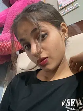 Snapshot of samayra1144 chatting on June 2026 07:27:02 PM samayra1144 online show from June 2026 07:27:02 PM