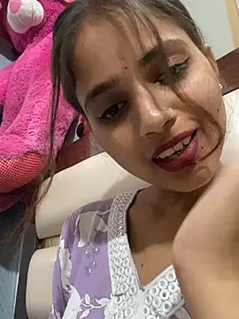 Snapshot of samayra1144 chatting on June 2026 05:33:02 PM samayra1144 online show from June 2026 05:33:02 PM