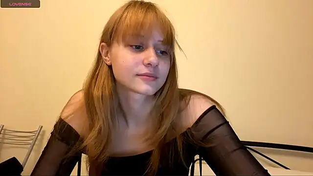 Snapshot of TriciaHartery chatting on March 2026 07:16:02 PM TriciaHartery online show from March 2026 07:16:02 PM