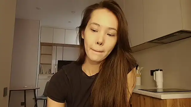 Snapshot of lilly_sweeet chatting on March 2026 04:03:02 AM lilly sweeet online show from March 2026 04:03:02 AM