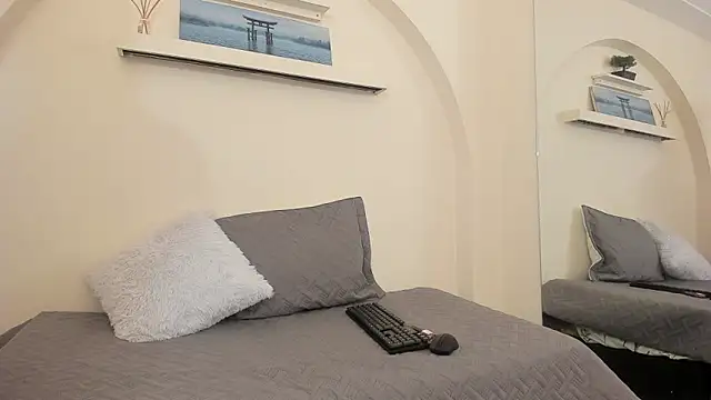 alicee  whitee online show from February 2026 08:49:02 PM