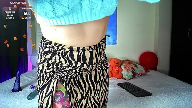 oriana thomson01 online show from April 2026 11:57:02 PM