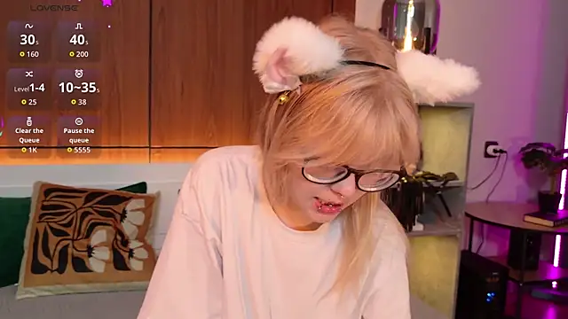 MoliQin online show from May 2026 07:38:01 AM