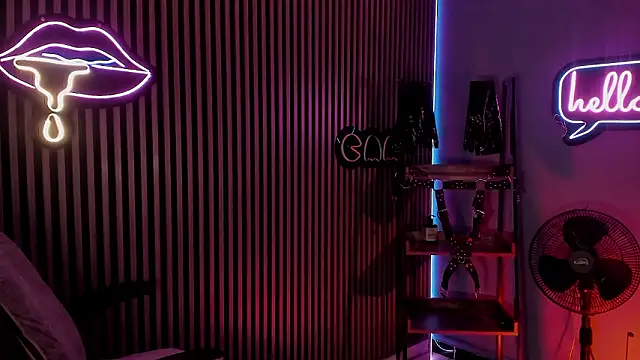 Maximoking26 online show from March 2026 08:19:01 AM