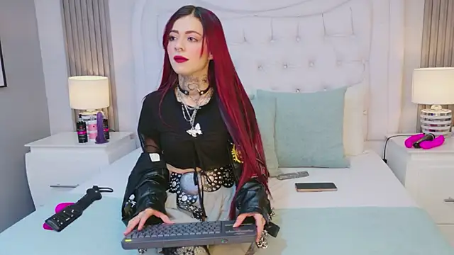 Snapshot of AntonellaEscudero chatting on March 2026 08:38:01 PM AntonellaEscudero online show from March 2026 08:38:01 PM