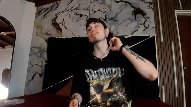 Snapshot of Couple_In_Heat chatting on February 2026 07:37:01 PM Couple In Heat online show from February 2026 07:37:01 PM