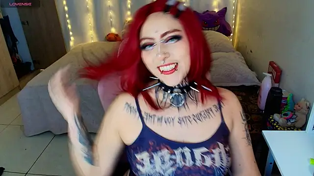 maliciaXpoison online show from April 2026 05:58:01 AM