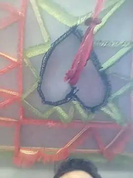 Snapshot of harryxxx82 chatting on April 2026 01:21:01 AM harryxxx82 online show from April 2026 01:21:01 AM