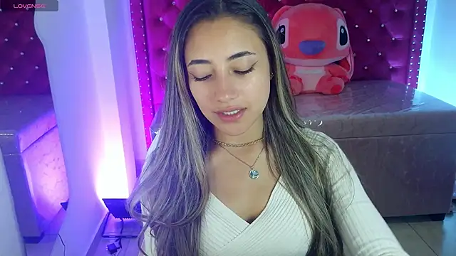 amy ker m online show from February 2026 09:02:01 PM