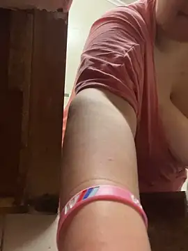 Sandragll online show from April 2026 07:22:01 PM