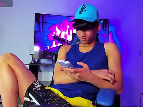 Lyam Russo online show from March 2026 04:29:02 AM