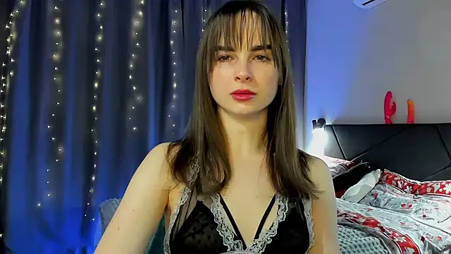 Snapshot of megann_fox2 chatting on February 2026 06:48:01 PM megann fox2 online show from February 2026 06:48:01 PM