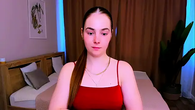 Maddy Wood  online show from April 2026 02:56:01 PM