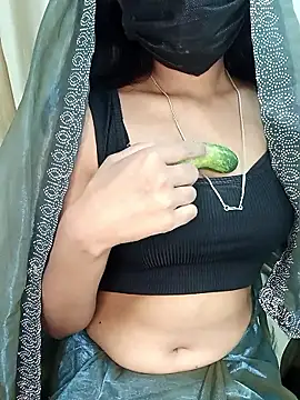 Snapshot of Cutie_babes01 chatting on February 2026 05:13:02 PM Cutie babes01 online show from February 2026 05:13:02 PM