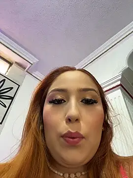 Kiarhatrixie1 online show from June 2026 06:06:01 PM