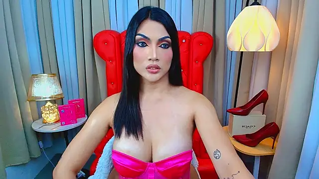 Laureen Hilton online show from July 2026 12:00:02 PM