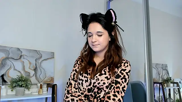 Snapshot of GrayceVavra chatting on March 2026 01:08:01 PM GrayceVavra online show from March 2026 01:08:01 PM