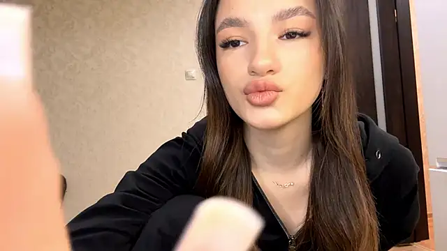 Kosandra k online show from February 2026 04:08:01 PM