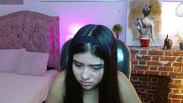 Snapshot of mila_quin chatting on April 2026 07:39:01 PM mila quin online show from April 2026 07:39:01 PM