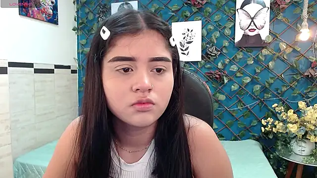Snapshot of mila_quin chatting on May 2026 12:32:02 PM mila quin online show from May 2026 12:32:02 PM