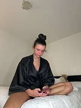 Amberbanxx online show from February 2026 07:45:01 PM