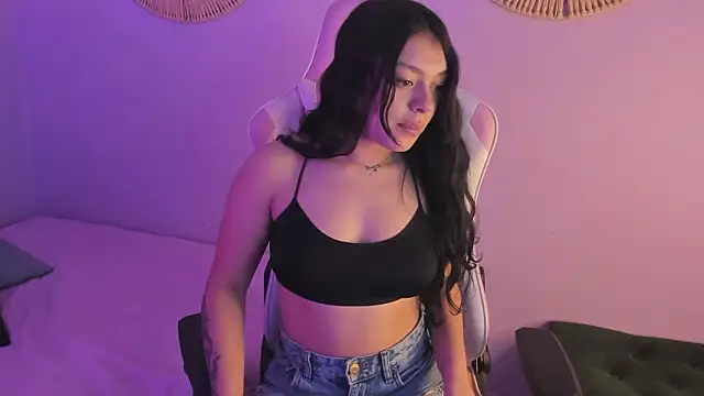 Snapshot of Lummii_ chatting on February 2026 07:26:02 PM Lummii online show from February 2026 07:26:02 PM