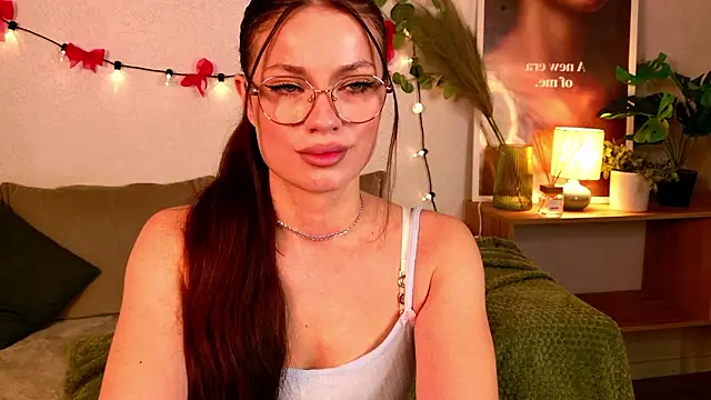 Snapshot of TayaSun chatting on February 2026 07:31:01 AM TayaSun online show from February 2026 07:31:01 AM