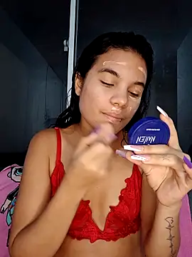 Snapshot of Little-Pussy19 chatting on February 2026 03:24:02 AM Little-Pussy19 online show from February 2026 03:24:02 AM