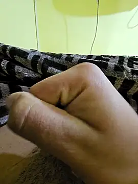 Snapshot of medelelel chatting on March 2026 10:27:02 PM medelelel online show from March 2026 10:27:02 PM