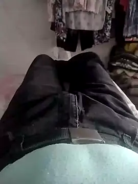 Snapshot of Roque-74 chatting on February 2026 06:52:02 PM Roque-74 online show from February 2026 06:52:02 PM